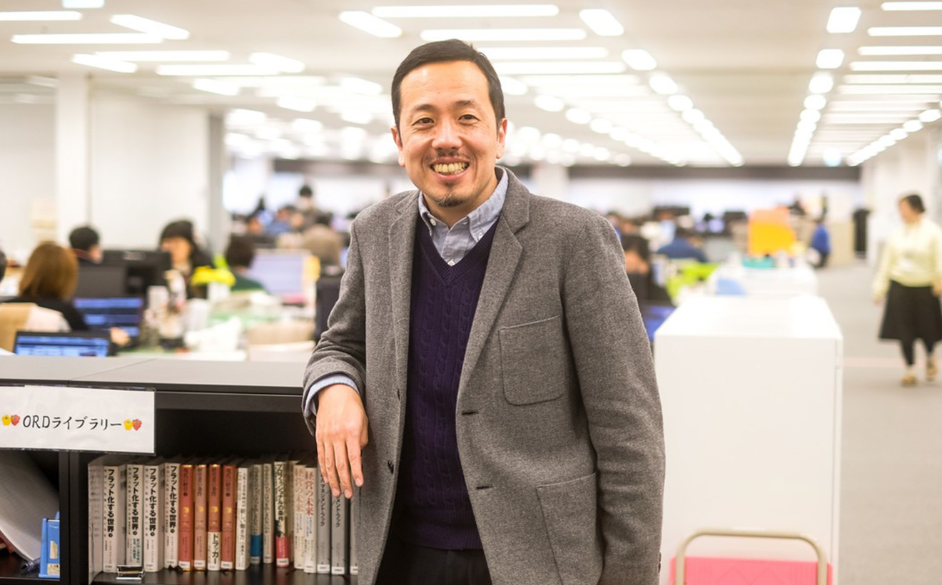 学ぶ勇気を捨ててはいけない。執行役員・奥谷孝司さんが考える人生100年時代のキャリアの築き方。